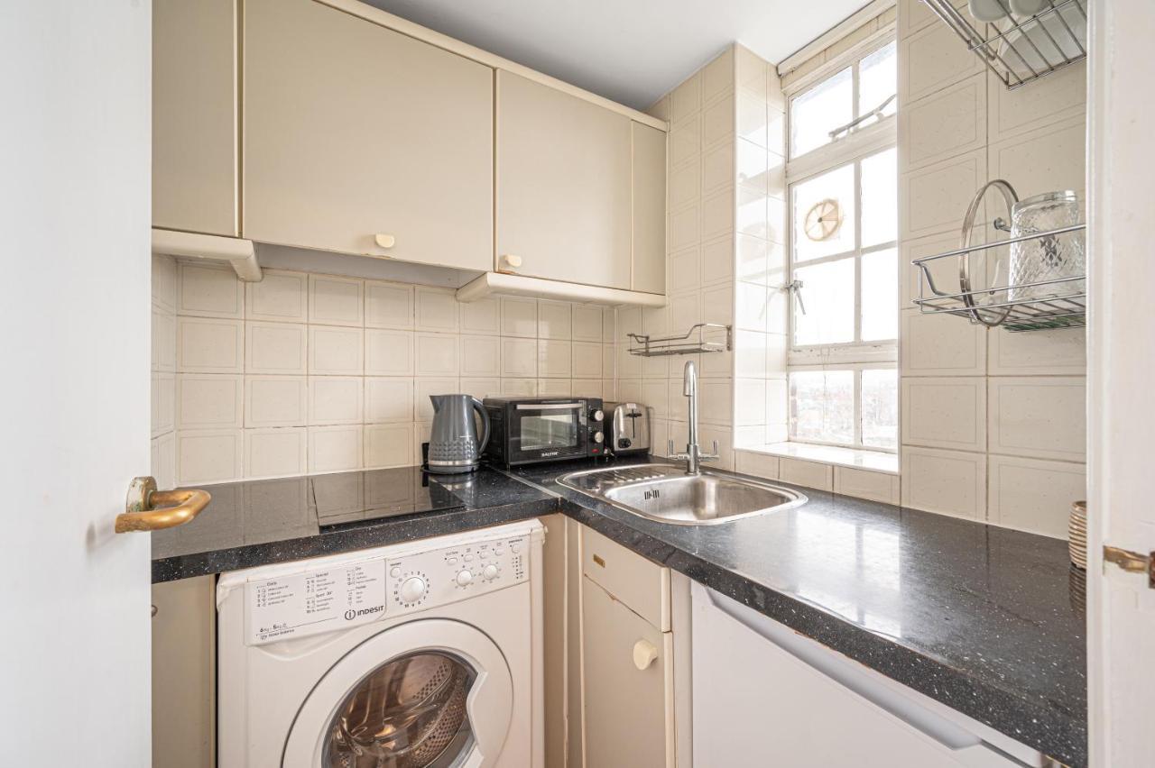 South Kensington Excellent Location Studio At Chelsea Cloister Hotel ลอนดอน ภายนอก รูปภาพ