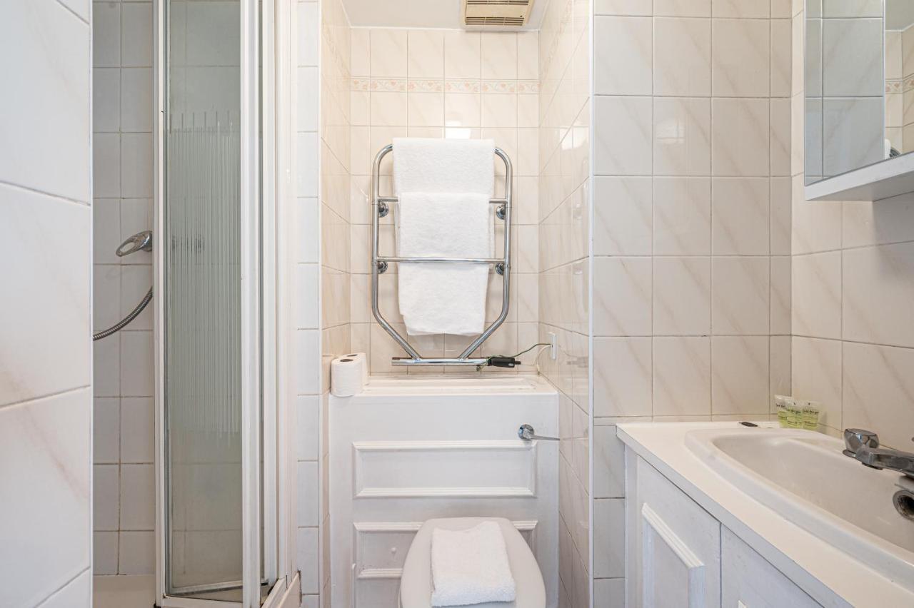 South Kensington Excellent Location Studio At Chelsea Cloister Hotel ลอนดอน ภายนอก รูปภาพ